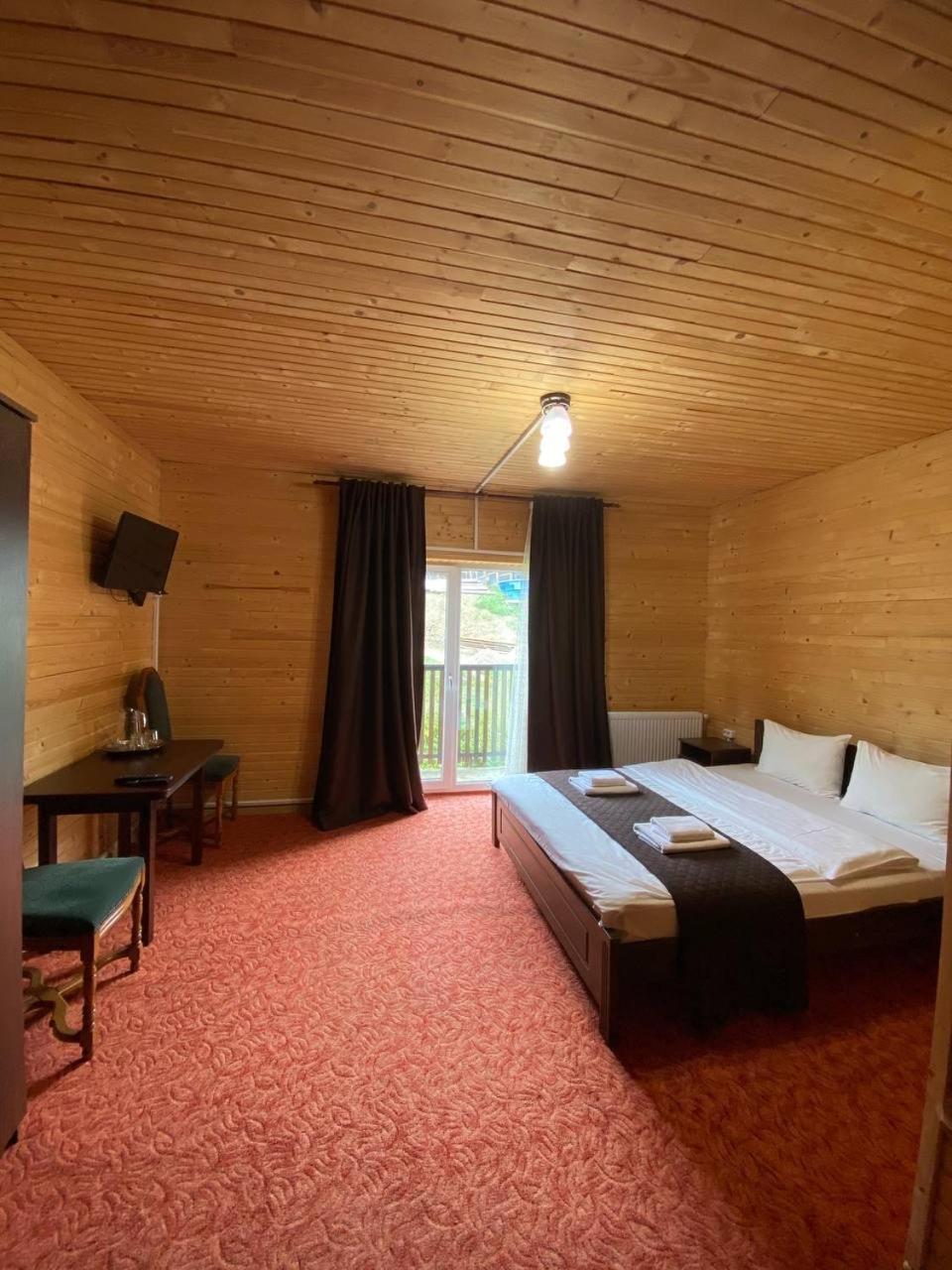 Forrest Hotel Bukovel Eksteriør bilde