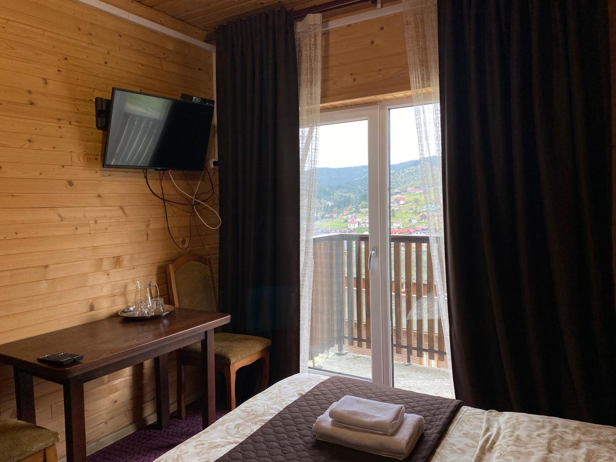 Forrest Hotel Bukovel Eksteriør bilde
